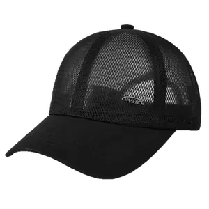 Ademende zwarte mesh baseballpet voor heren met verkoelende stof en metalen fashion plaat