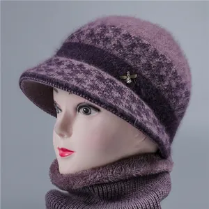 Winter Warm Rabbit Hair Blend Knitted Hat And Scarf Set For Elderly Women Fleece Lined Bee Decor Elegant Grandma Beanie