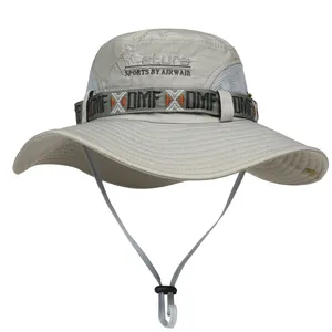 Cappello da sole grigio da uomo con tesa larga, rete traspirante e cordino regolabile