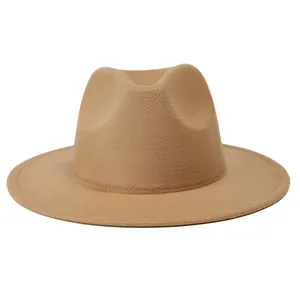 Sombrero fedora de lana color camello con ala ancha y copa clásica para la moda de otoño