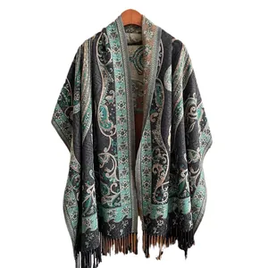 Châle ethnique en imitation cachemire avec motif paisley vintage et franges noires