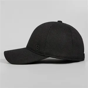 Men's winter warm baseball cap for seniors with thick knitted fabric and ear flaps