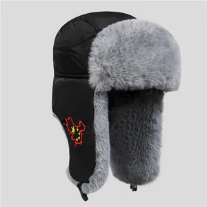 Bonnet Lei Feng noir avec doublure en fausse fourrure grise et broderie de carte de Chine