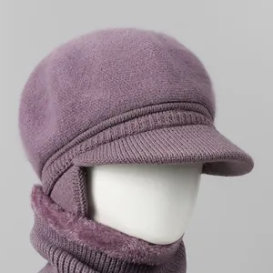 Conjunto de invierno con gorro de punto y bufanda con forro polar para mujer en violeta