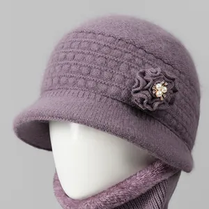 Sombrero de Invierno para Mujer Mezcla de Pelo de Conejo Gorro de Punto Con Flor Perla Diamantes de Imitación para Madre Anciana