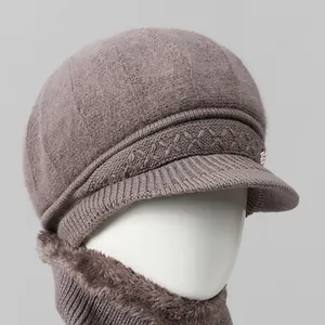 Conjunto de gorro y bufanda de punto de pelo de conejo para mujer mayor con strass