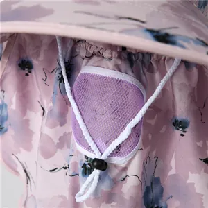 Chapeau de soleil floral rose pour femme avec filet respirant et cordon coupe-vent