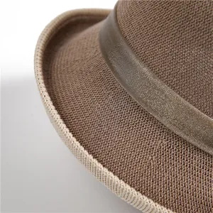 Atmungsaktiver brauner Sonnenhut für Damen mit elegantem Zierband und breiter Krempe