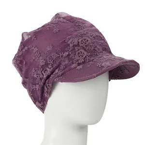 Elegante lila Schirmmütze aus Spitze für Damen mit atmungsaktivem Netz und Retro-Design