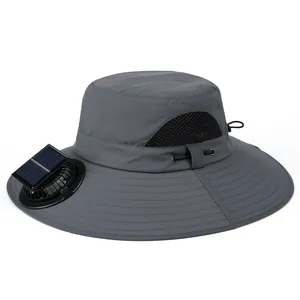 Chapeau avec ventilateur solaire pour homme en gris foncé avec maille respirante et bord