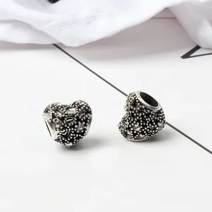 Breloques cœur en argent S925 oxydé avec zircons pour bracelets DIY