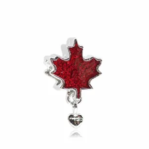 Legierung Rot Emaille Ahornblatt Anhänger Mit Kleiner Herz Anhänger Für DIY Schmuckherstellung Armband Zubehör Natur Stil Damen Geschenk