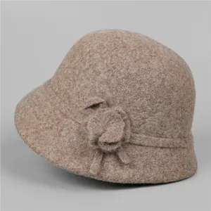 Women Elegant Woolen Cloche Hat With Flower Decoration Warm Windproof Autumn Winter Retro Fashion Bucket Hat For Mothers