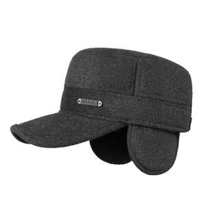 Winter thermische platte pet voor heren in donkergrijs met warme oorbescherming