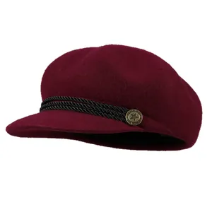 Casquette gavroche élégante en laine bordeaux pour femme avec corde tressée et bouton étoile