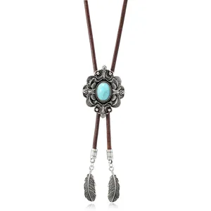 Vintage Bolo-Krawatte mit Türkis-Blume und dekorativen Federanhängern aus Silber