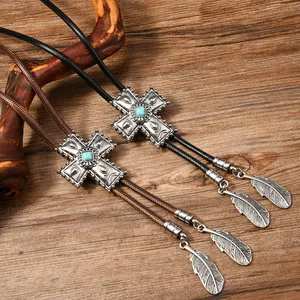 Vintage Western-Bolotie-Set mit Kreuz-Türkis-Anhänger und Metallfeder-Spitzen