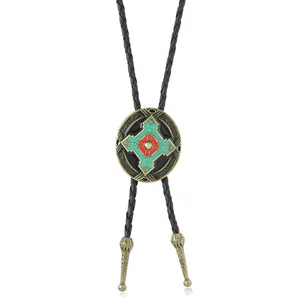 Vintage Western Bolo Tie mit farbigem Emaille-Inlay und geflochtener Lederkordel Kette