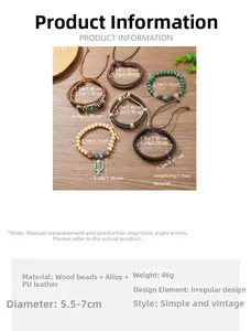 Detail van 6-delige boho lederen armbanden met houten kralen en cactus hanger