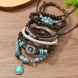 Böhmisches mehrlagiges Türkis-Blumen-Perlenarmband-Set mit sechs handgefertigten Strängen