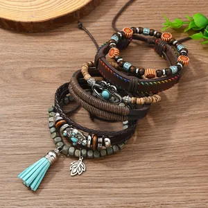 6-teiliges Boho-Mehrschicht-Lederarmband-Set mit Holzperlen und Türkis-Blatt-Anhängern