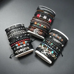 Mehrlagiges Lederarmband-Set mit Lebensbaum, Totenkopf und Vintage-Anhängern
