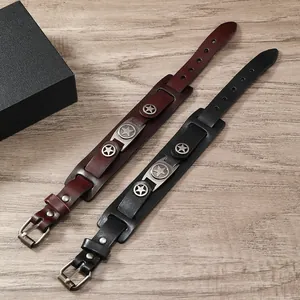 Retro-Punk-Lederarmbänder mit Metallstern-Nieten in Dunkelbraun und Schwarz