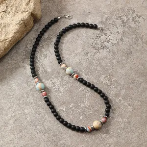 Collana punk da uomo in pietre naturali nere con perline opache e chiusura in argento