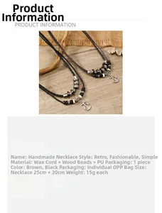 Detail van vintage ankerketting met gewaxt koord, houten kralen en metalen textuur van legering