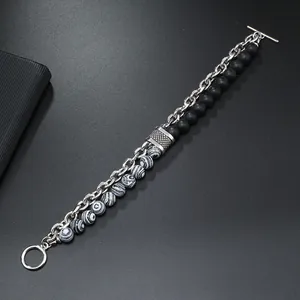 Details des Vintage Herrenarmbands mit Tigeraugen-Perlen und silbernem OT-Verschluss