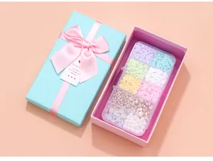 DIY-sieradenset voor kinderen met kleikralen, 10-vaks opbergdoos en luxe geschenkverpakking