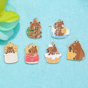 Set van zes schattige capibara-emaille bedeltjes voor DIY-sieraden in diverse houdingen
