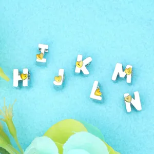 Cuentas de letras H-N de plata con corazones dorados para crear pulseras y joyería DIY