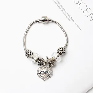 Bracelet chaîne serpent argenté avec cristaux, charm couronne et pendentif cœur DAUGHTER