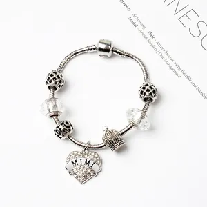 Bracelet à maille serpent argentée avec breloque couronne et pendentif cœur Mimi