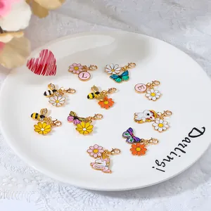 Charmante emaille hangers met dieren en bloemen voor DIY-sieraden en sleutelhangers