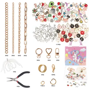 Kit de fabrication de bijoux avec 117 breloques, chaînes dorées et boîte de rangement