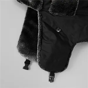 Chapeau d'aviateur d'hiver pour hommes avec tissu coupe-vent et fourrure grise épaisse