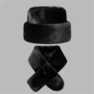 Bonnet et Écharpe d'Hiver en Fausse Fourrure pour Hommes Toque Russe Chaude Écharpe en Fausse Fourrure de Vison pour Hommes Âgés Noir