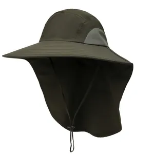 Detail eines olivgrünen Sonnenhuts mit atmungsaktivem Mesh und verstellbarem Kinnriemen