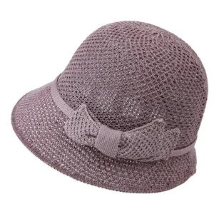 Chapeau de soleil en tricot pour femme avec nœud décoratif en vieux rose ajouré