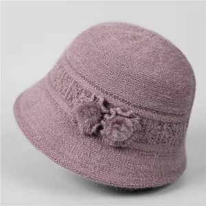 Women's Winter Warm Knitted Bucket Hat Elegant Floral 3D Flower Pom-Pom Decor Fleece Lined Thermal Cloche Hat For Elderly Mother