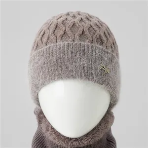 Conjunto de gorro de punto y bufanda para mujeres mayores con forro polar suave