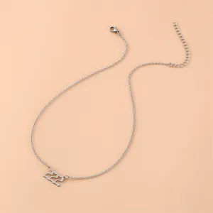 Collier en acier inoxydable argenté avec pendentif numéro 22 gothique et rallonge