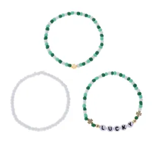 Ensemble de bracelets bohème avec trèfle à quatre feuilles et perles de lettres Lucky