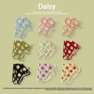 Collection de bandeaux en crochet faits main avec marguerites en neuf couleurs variées