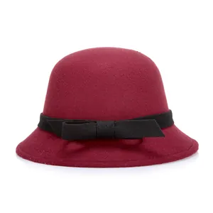 Κομψό vintage μπορντό τσόχινο καπέλο cloche με μαύρο βελούδινο φιόγκο για γυναίκες