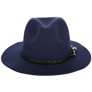 Cappello fedora in lana blu navy con fascia in pelle nera e fibbia dorata