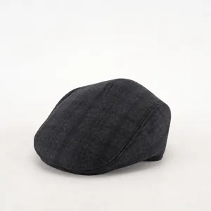 Winter flat cap for men with ear protection and warm fleece lining in dark grey wool