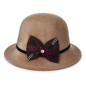 Vintage Women Woolen Felt Cloche Hat With Rhinestone Bow Decorative Bowler Hat For Autumn Winter Elegant Warm Fedora Hat
